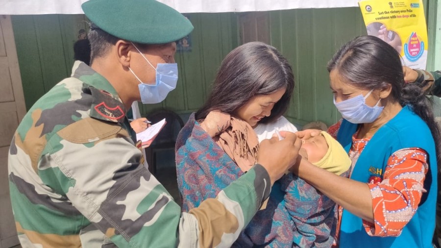The Shamatore Battalion of Assam Rifles in coordination with State Health Authorities during the Polio Immunisation programme in Noklak on January 31. (Photo Courtesy: HQ IGAR (N))